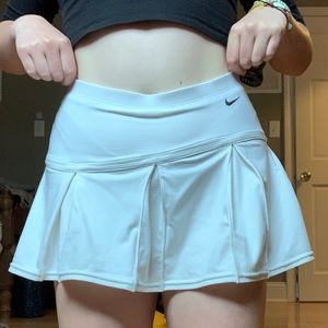 Nike tennis skirt